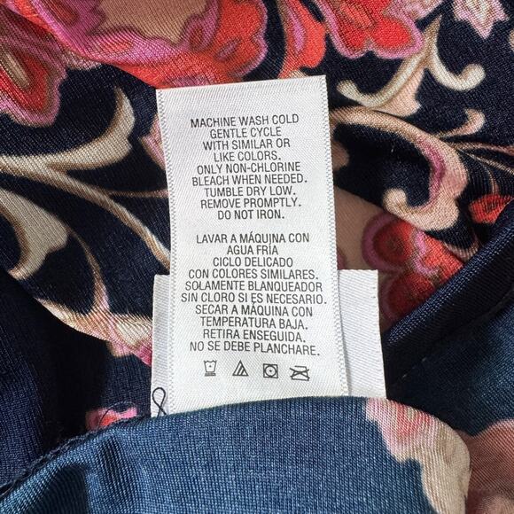 Jaclyn Smith Navy Blue & Pink Floral Print Lightweight Stretch Knee Length Skirt - Picture 9 of 9